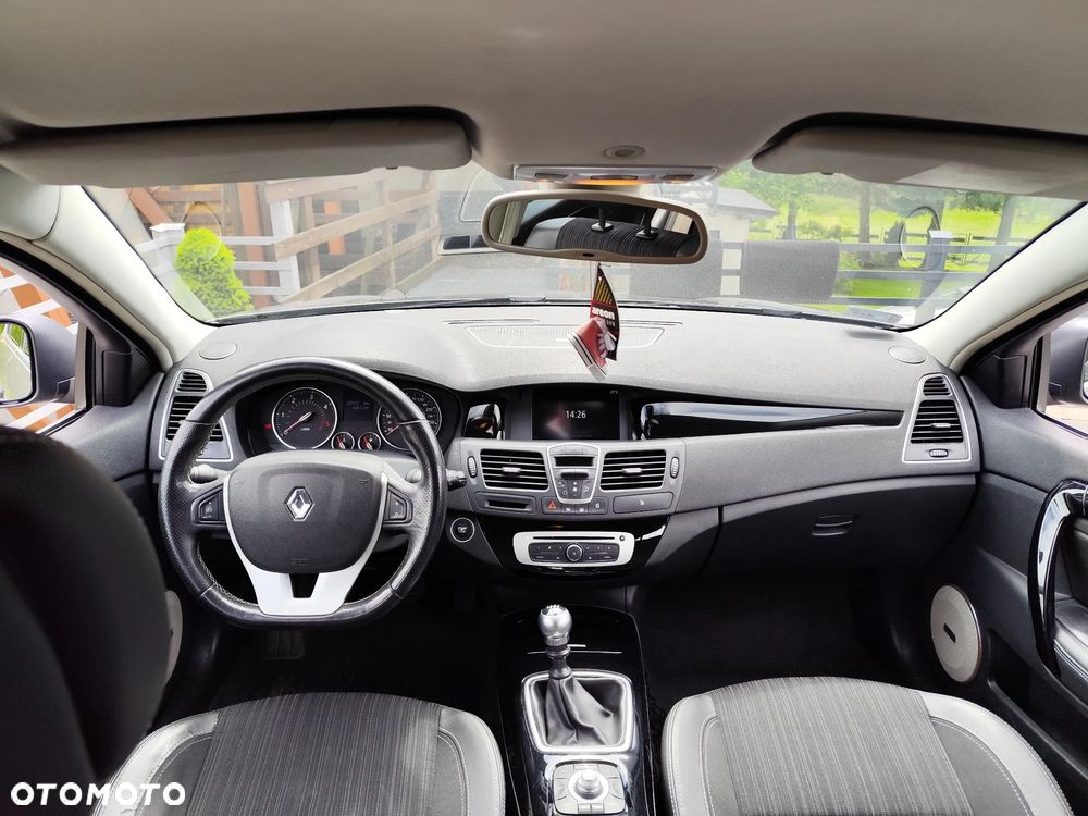 Renault Laguna ENERGY dCi 130 FAP Start & Stop Bose Edition - 7