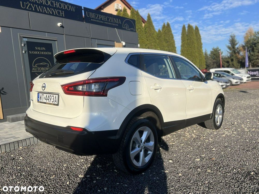 Nissan Qashqai 1.3 DIG-T N-Connecta EU6d - 8