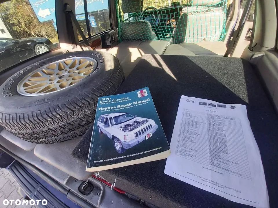 Jeep Grand Cherokee - 18