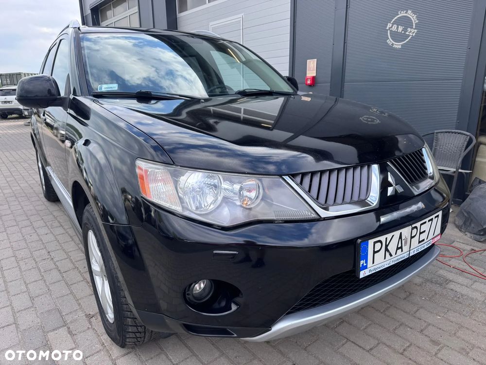 Mitsubishi Outlander 2.0 DID Instyle - 14