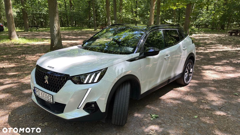 Peugeot 2008 PureTech 130 Allure S&S EAT8 - 1