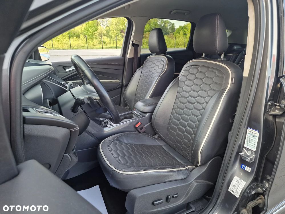 Ford Kuga 2.0 TDCi 4x4 Vignale - 23
