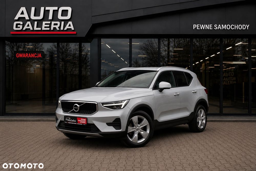 Volvo XC 40 B3 Plus Bright - 2