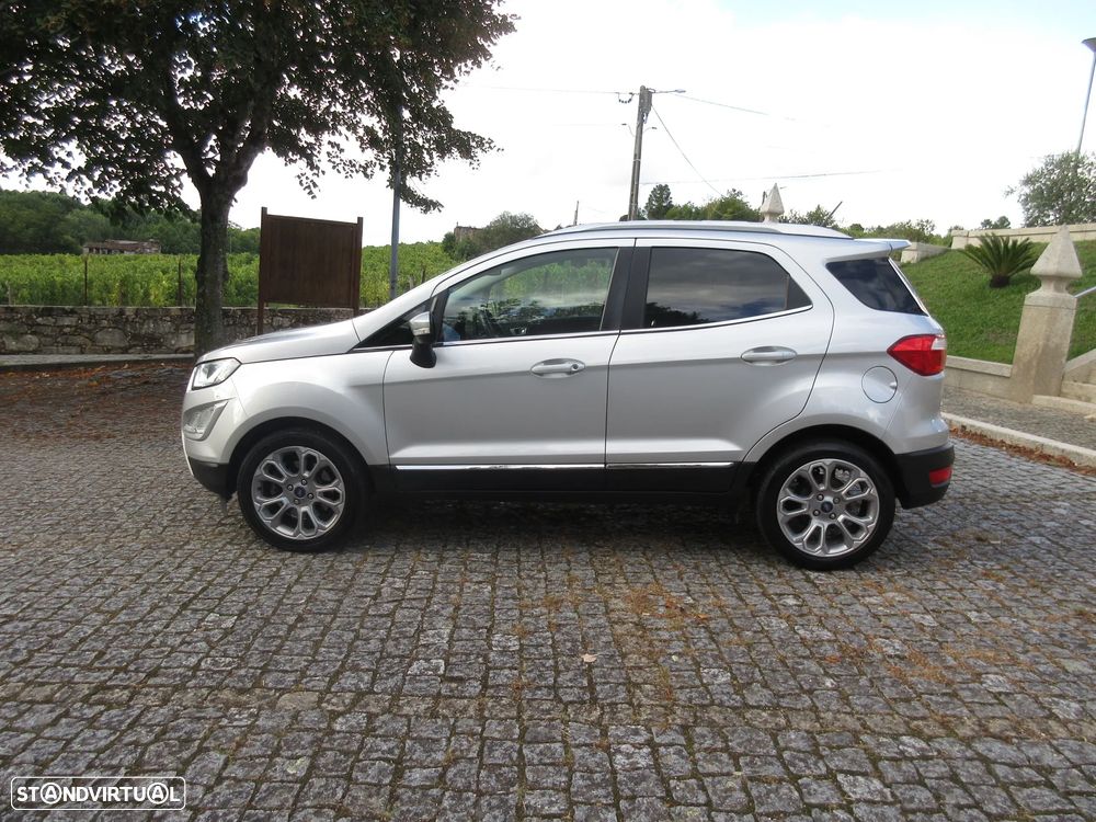 Ford EcoSport - 5