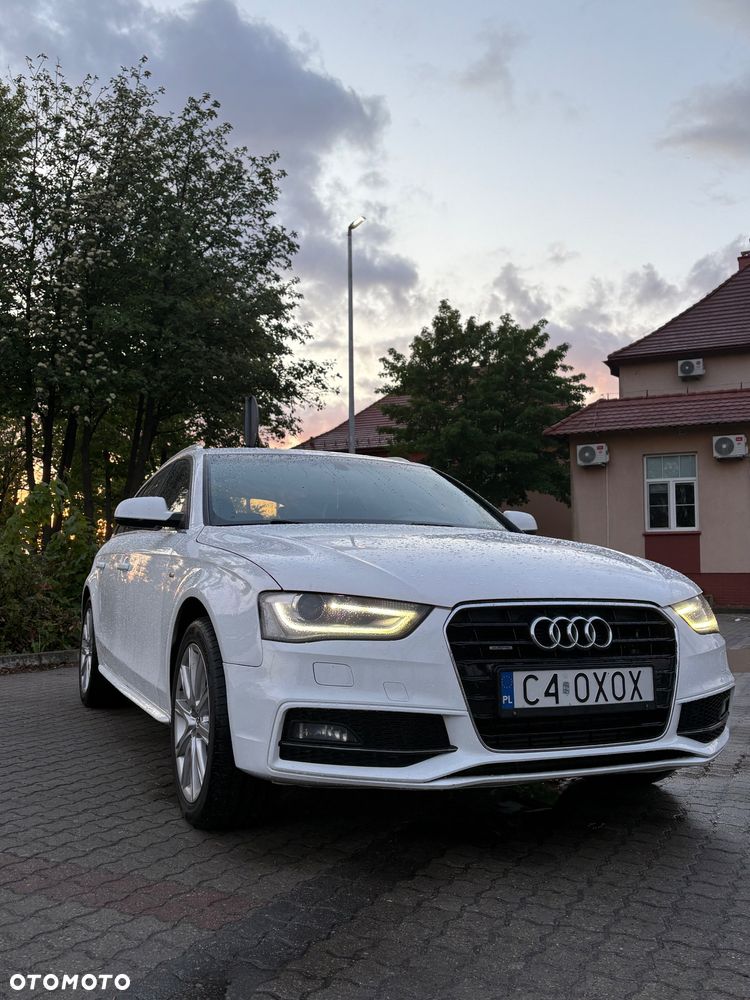 Audi A4 Avant 2.0 TDI Quattro Line S tronic - 2