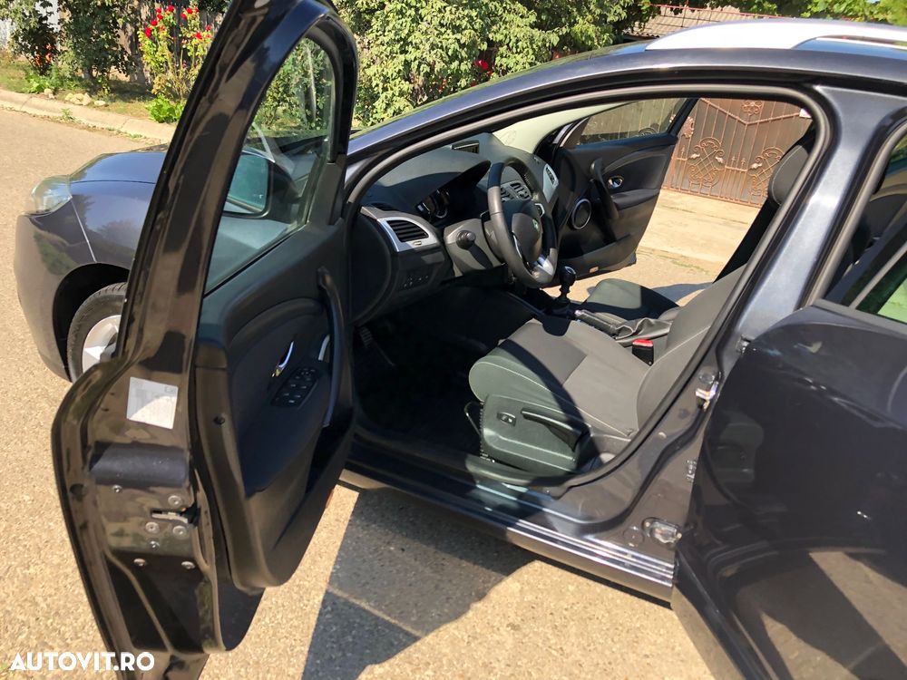 Renault Megane 1.5 dCi Expression - 6