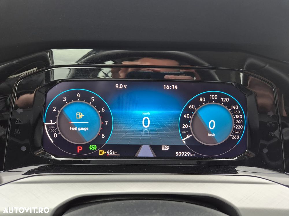 Volkswagen Golf 1.0 eTSI DSG MHEV Life - 19