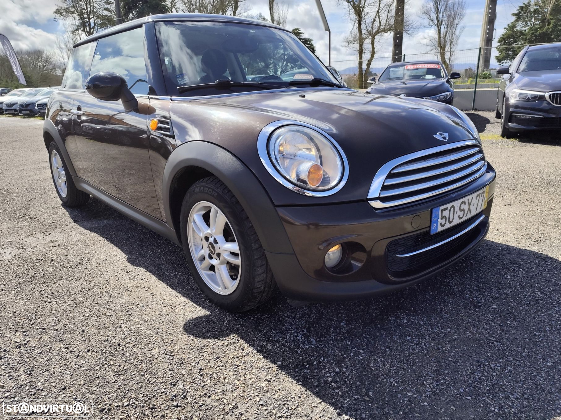 MINI 3 Portas Cooper D - 23