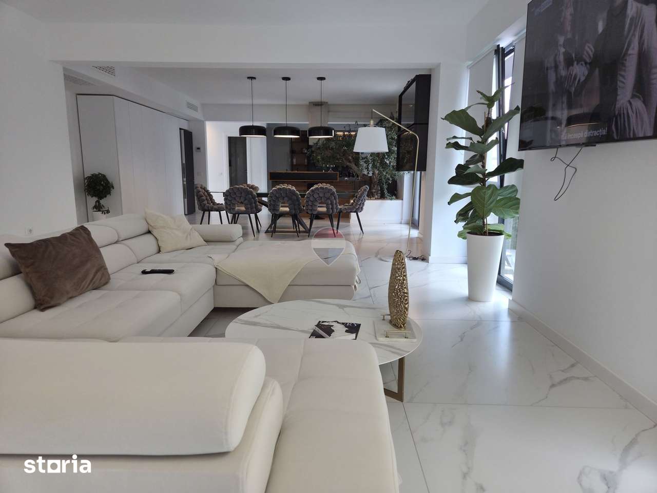Casă modernă cu 7 camere | Focșani Est | Lux și confort - Imagine principală: 2/20