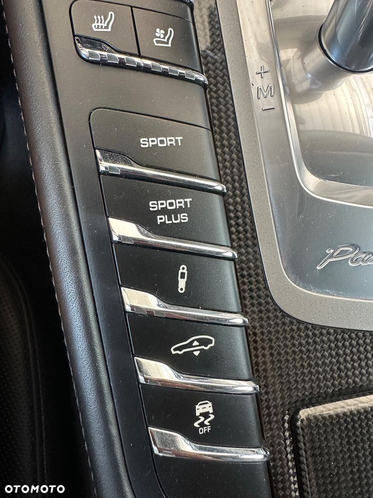 Porsche Panamera - 14