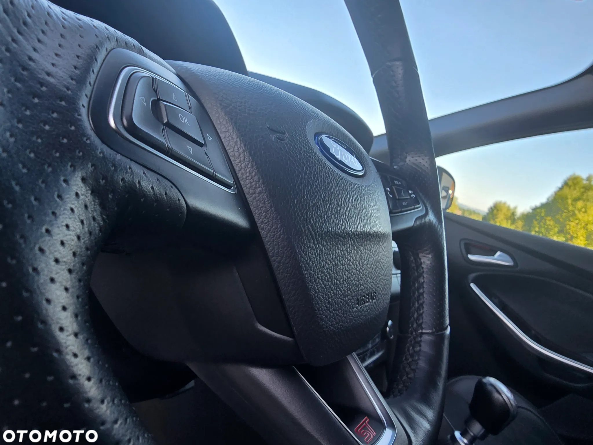 Ford Focus 2.0 EcoBoost ST mit Leder-Exclusiv-Paket - 7