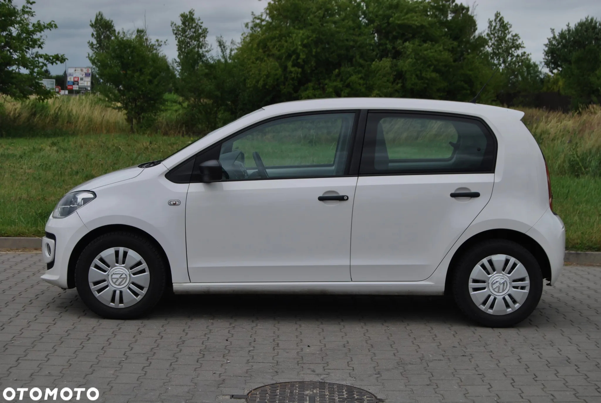 Volkswagen up! 1.0 street - 16