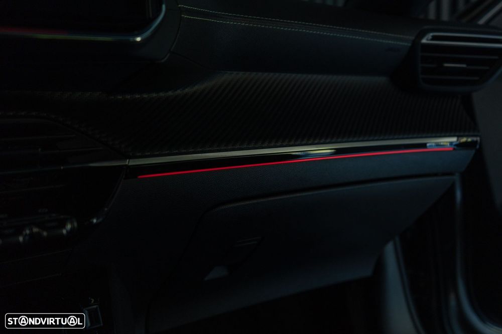 Peugeot 2008 1.2 PureTech GT EAT8 - 24
