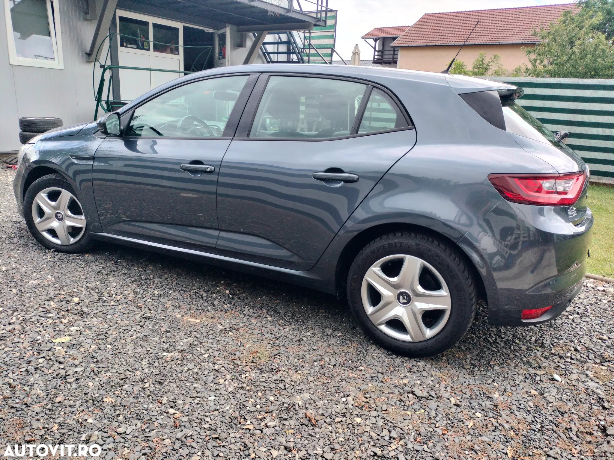 Renault Megane - 9