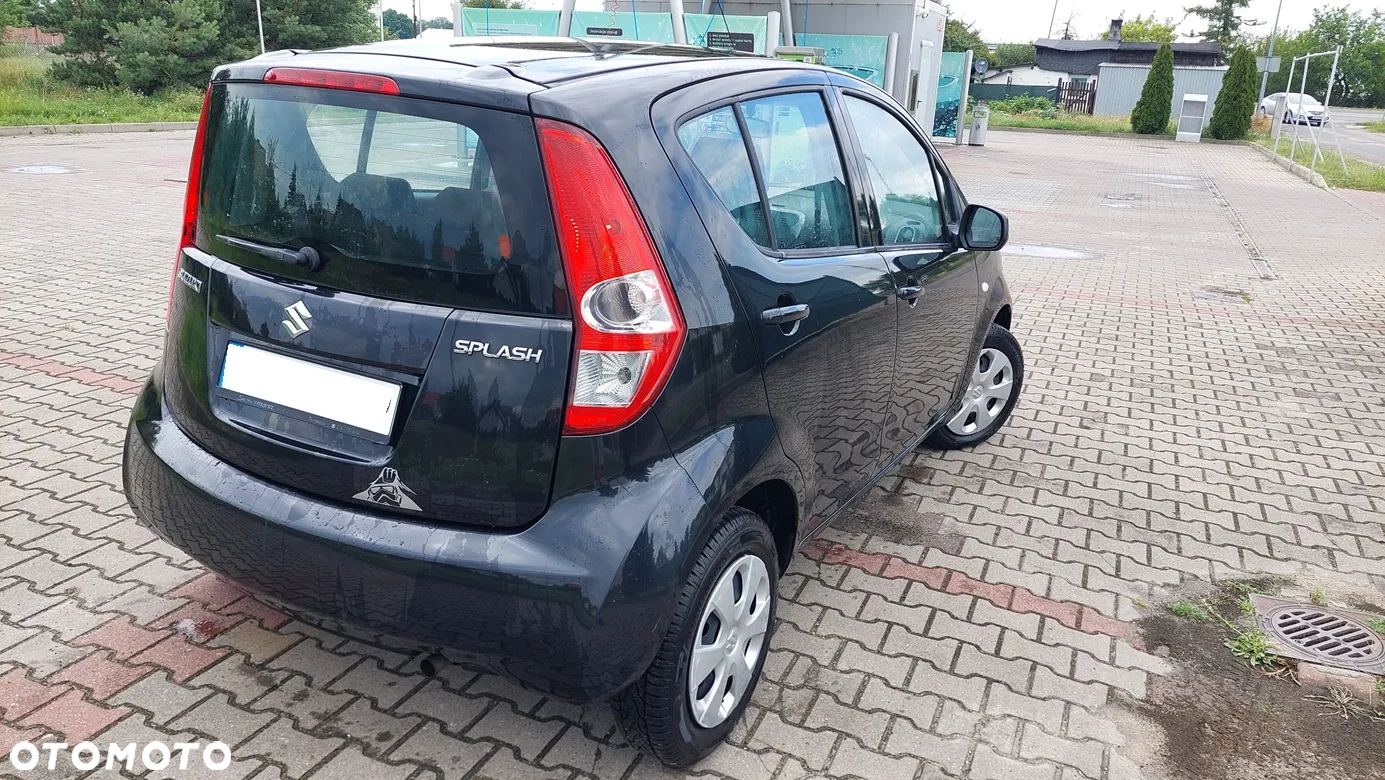 Suzuki Splash - 4