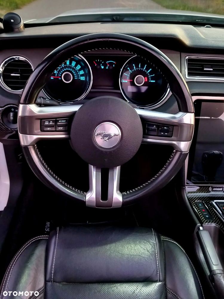 Ford Mustang 3.7 V6 Premium - 34