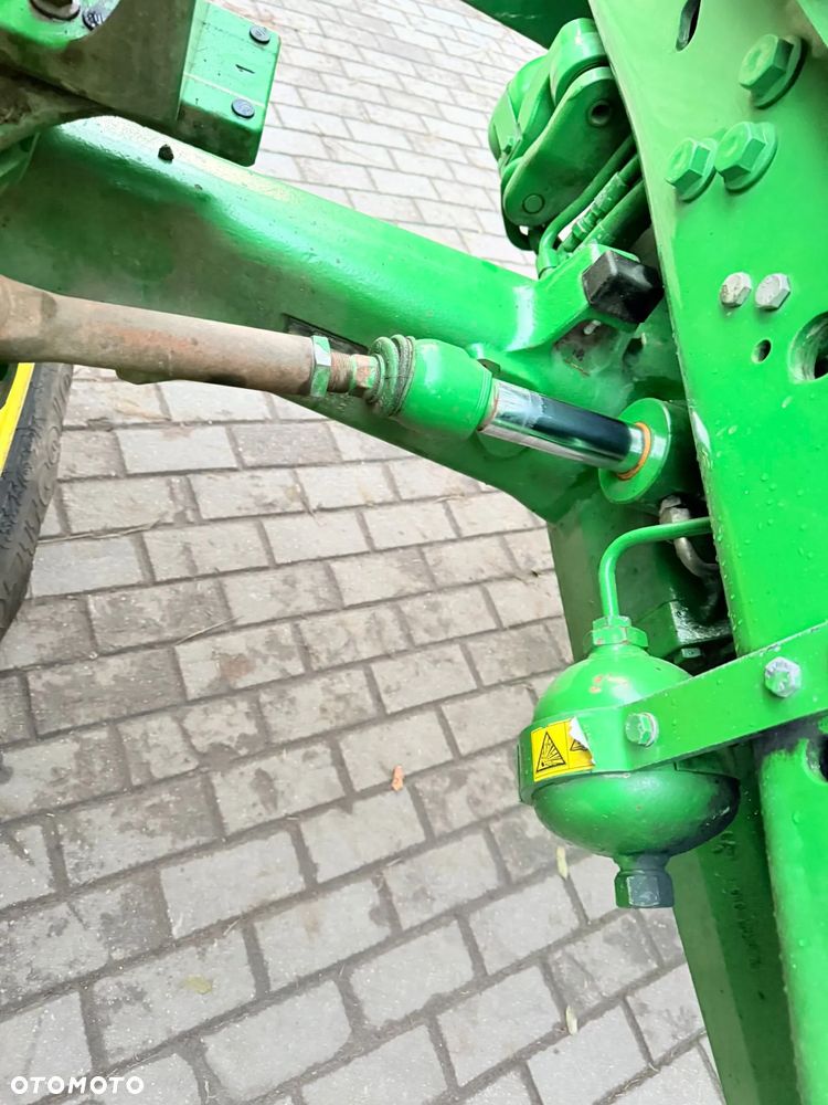 John Deere 6930 - 12