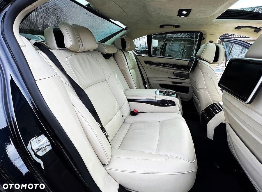 BMW Seria 7 750d xDrive - 20