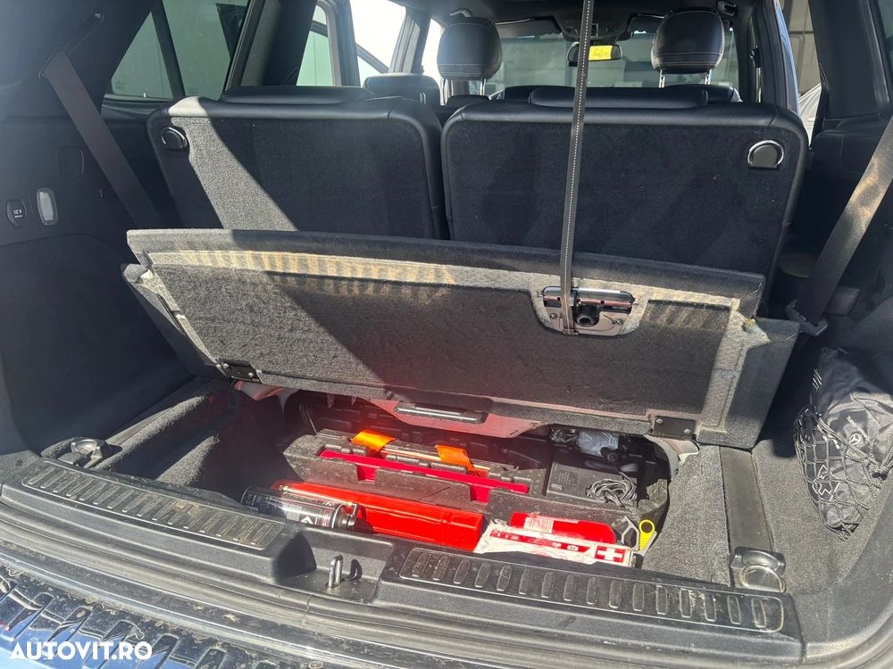 Mercedes-Benz GLS - 38