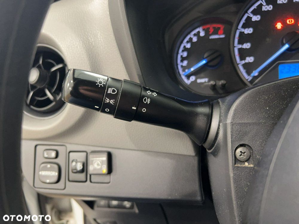 Toyota Yaris - 23
