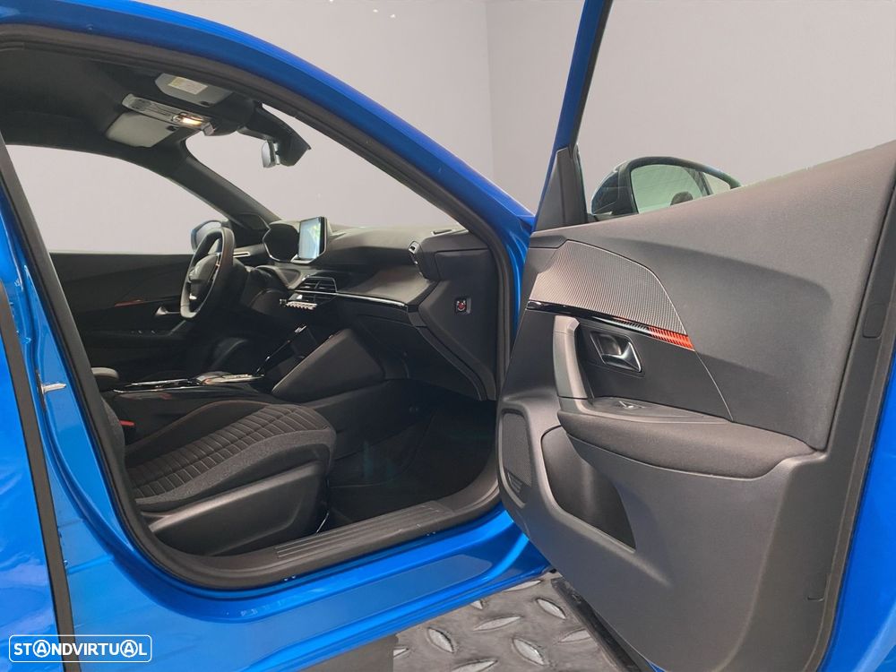 Peugeot e-2008 50 kWh Active Pack - 10