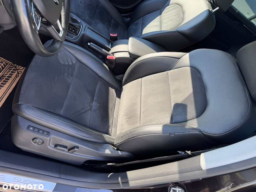 Skoda Superb 2.0 TDI 4x4 Platinum DSG - 25