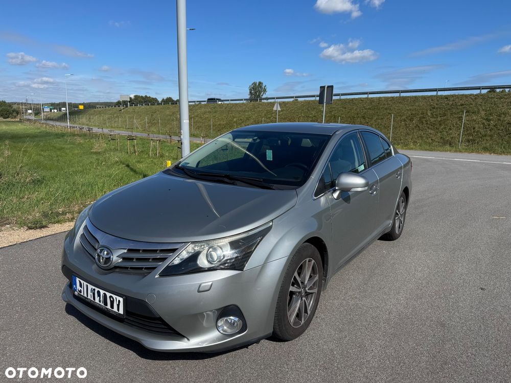 Toyota Avensis 1.8 Premium - 3