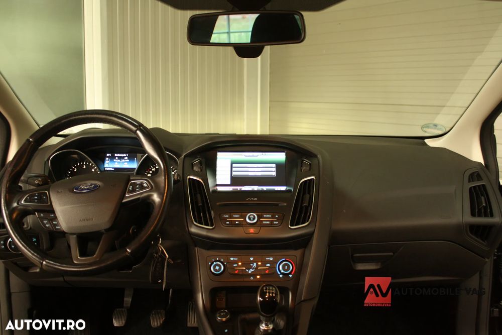 Ford Focus 1.5 TDCi DPF Start-Stopp-System Business - 18