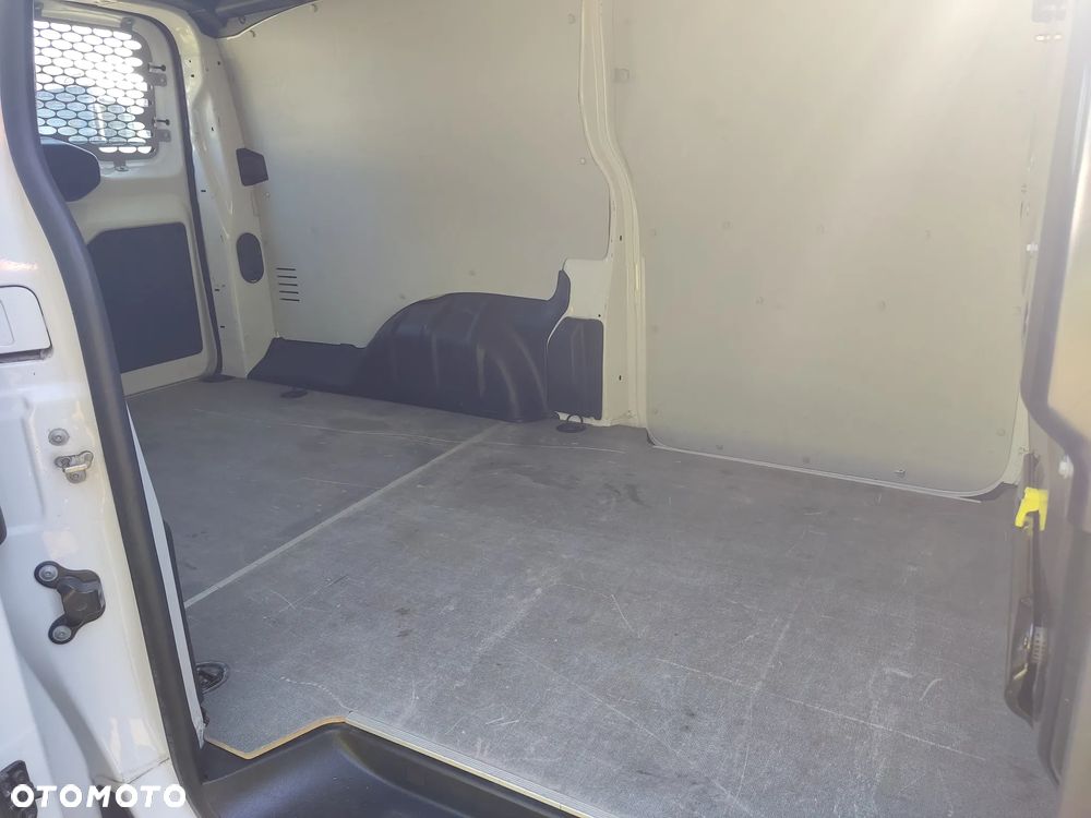 Toyota Proace Long - 12