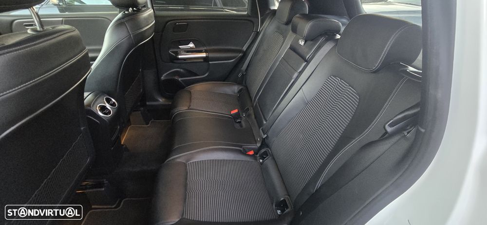 Mercedes-Benz B 180 d 7G-DCT Progressive - 12