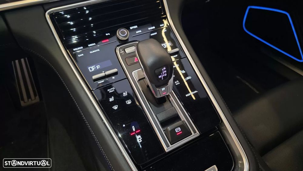 Porsche Panamera Sport Turismo 4S E-Hybrid - 50