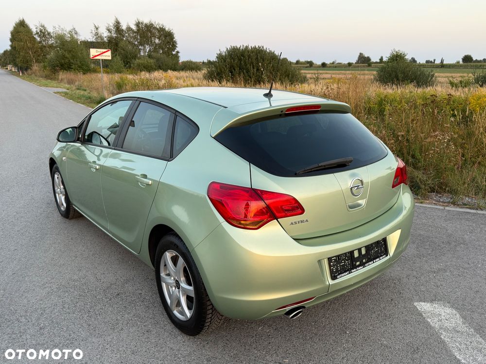 Opel Astra 1.4 Turbo - 7