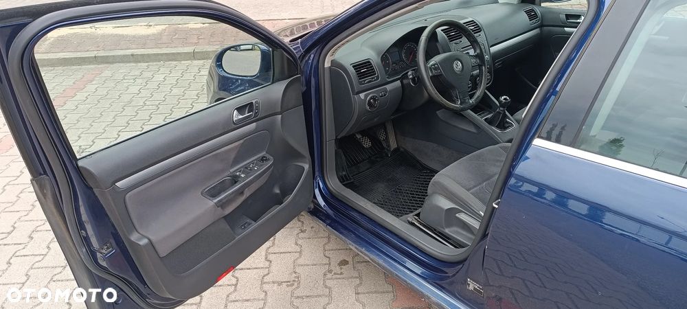 Volkswagen Jetta 1.9 TDI Comfortline - 2