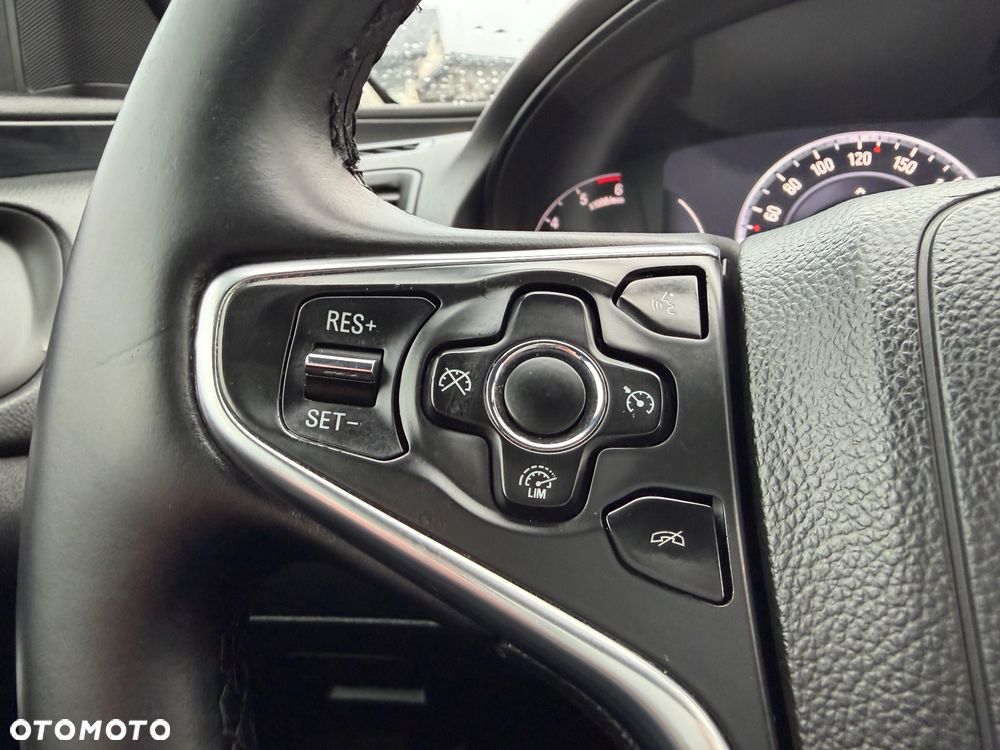 Opel Insignia 2.0 CDTI Cosmo - 35