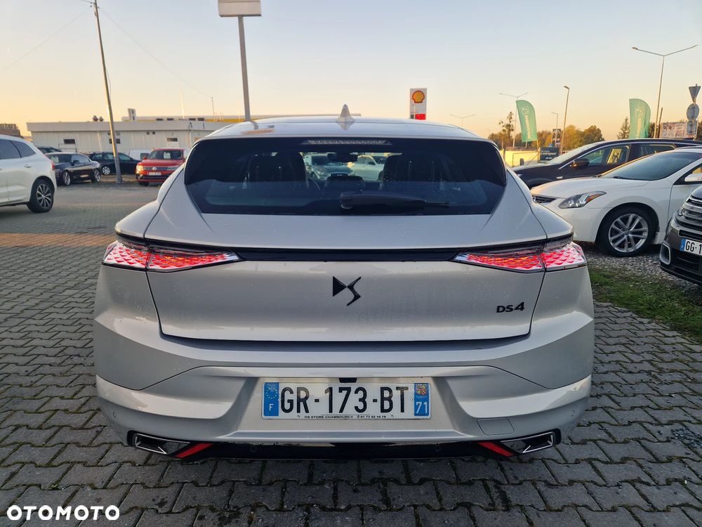 DS Automobiles DS 4 1.2 PureTech Performance Line + - 7