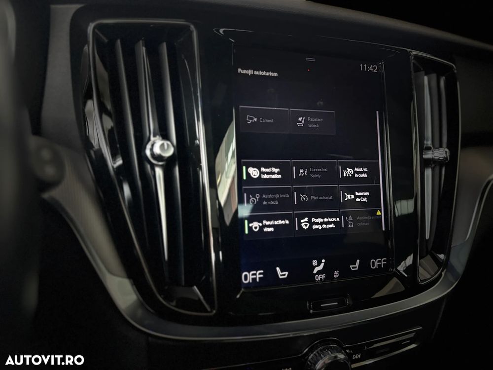 Volvo V60 T6 AWD Geartronic R-Design - 21