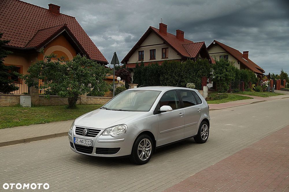 Volkswagen Polo 1.4 Comfortline - 2