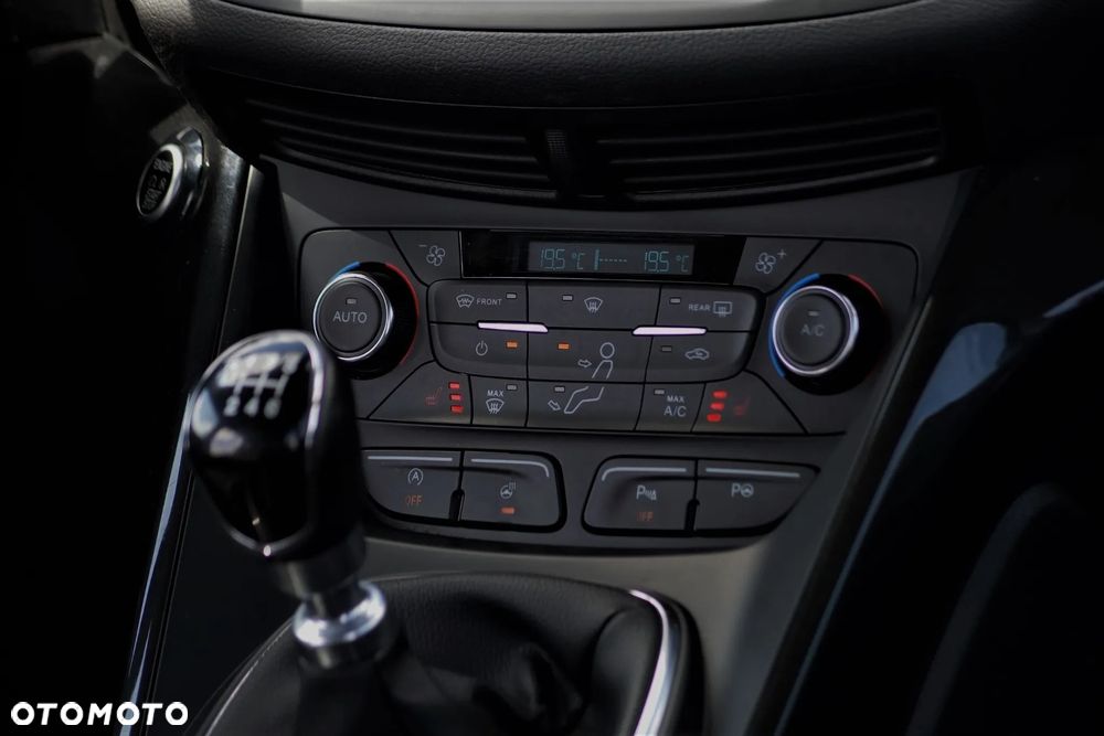 Ford Kuga - 39
