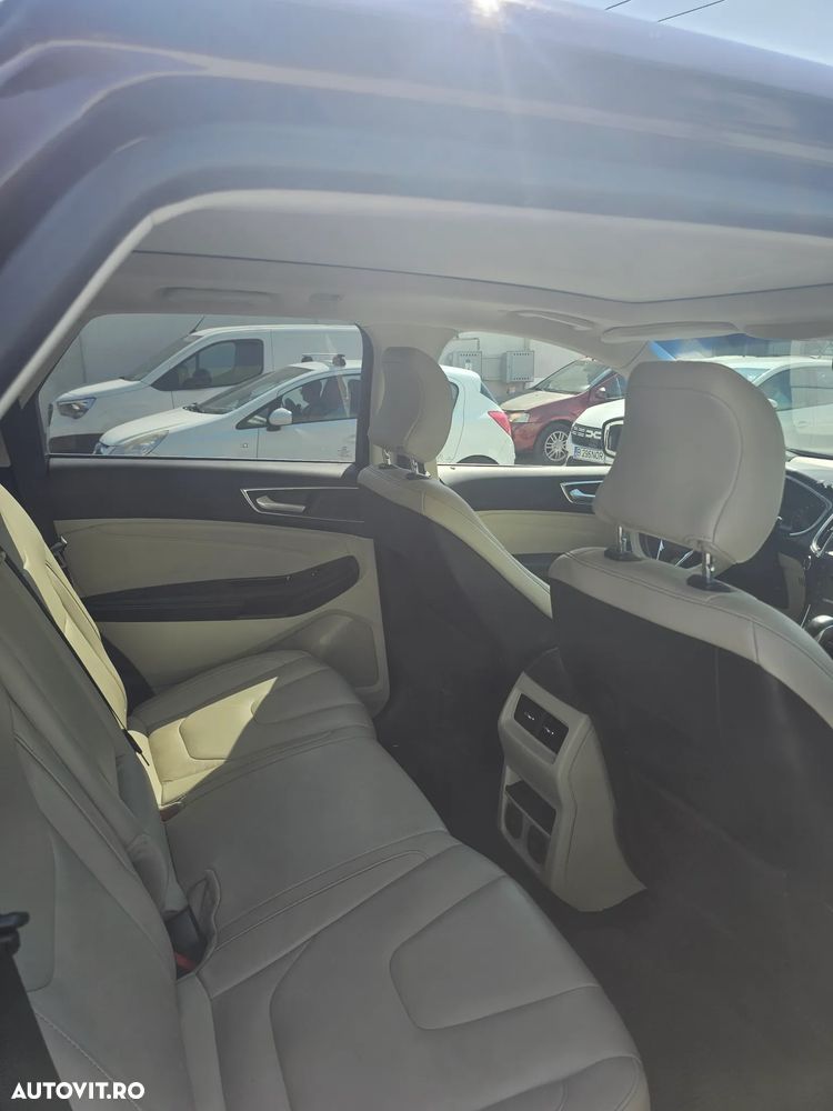 Ford Edge 2.0 TDCi Powershift Titanium - 6
