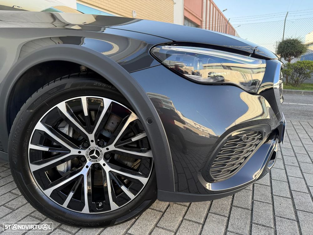 Mercedes-Benz E 300 de 4Matic All-Terrain - 42