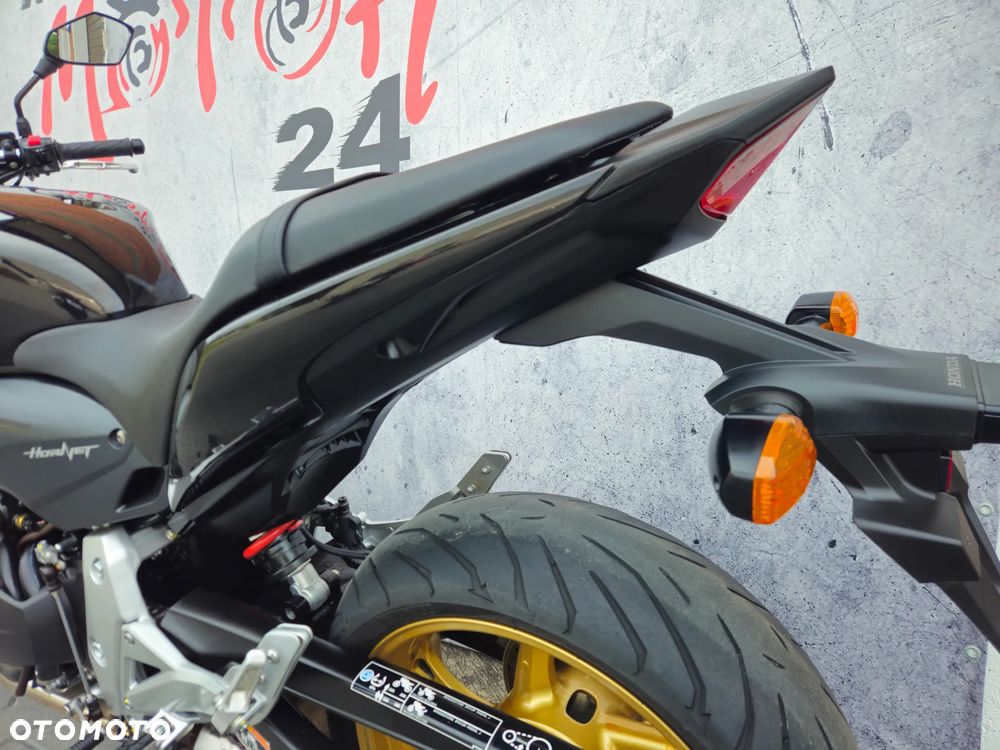 Honda CB - 16