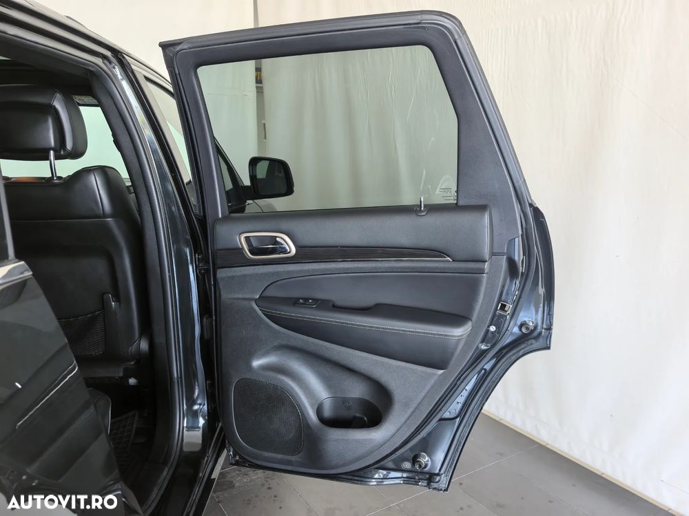 Jeep Grand Cherokee 3.0 TD AT Overland - 30
