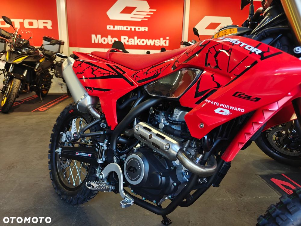 QJMOTOR COV 125X - 10
