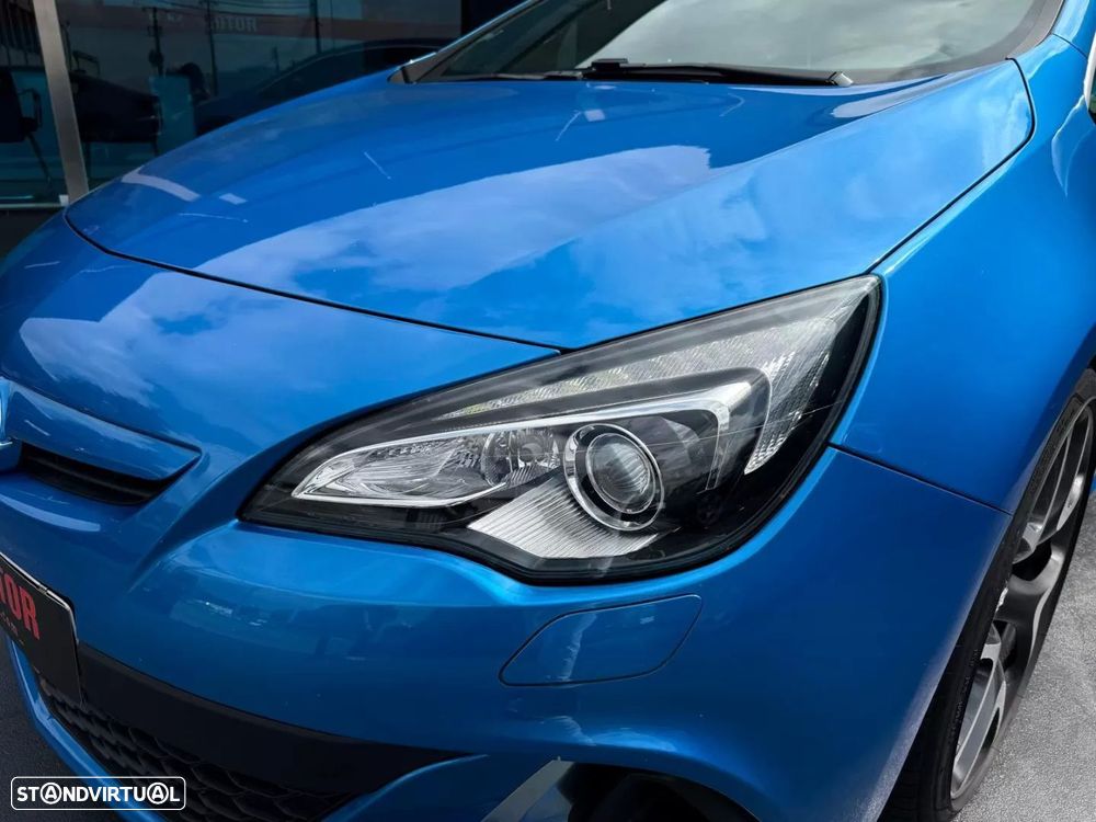 Opel Astra GTC OPC 2.0 T - 8