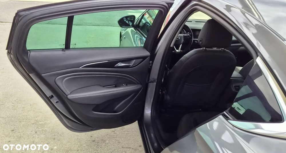Opel Insignia 1.5 T Innovation S&S - 16