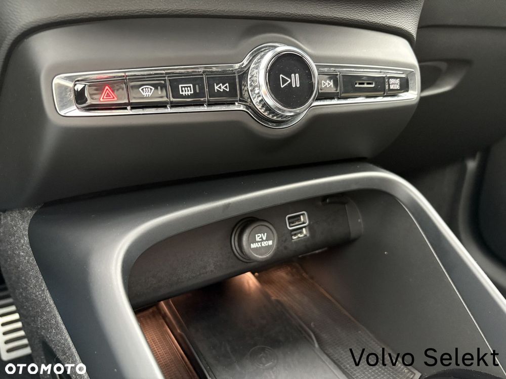 Volvo XC 40 - 15