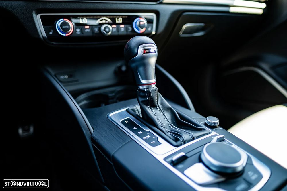 Audi S3 Sportback 2.0 TFSi quattro S tronic - 38
