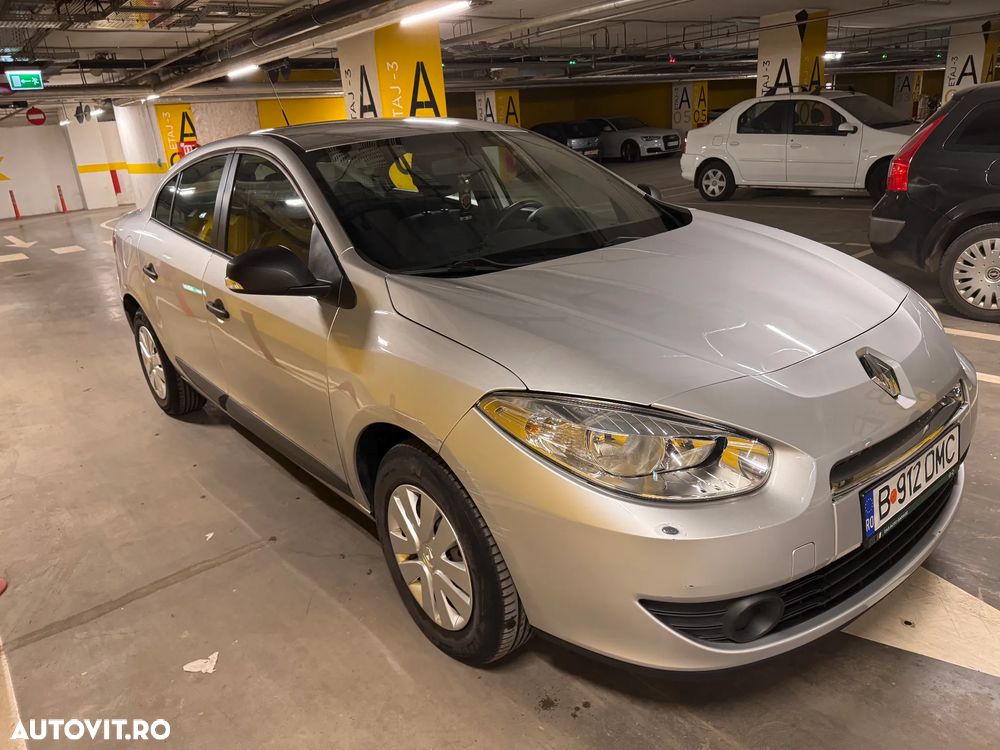 Renault Fluence 1.6 16V Authentique - 3