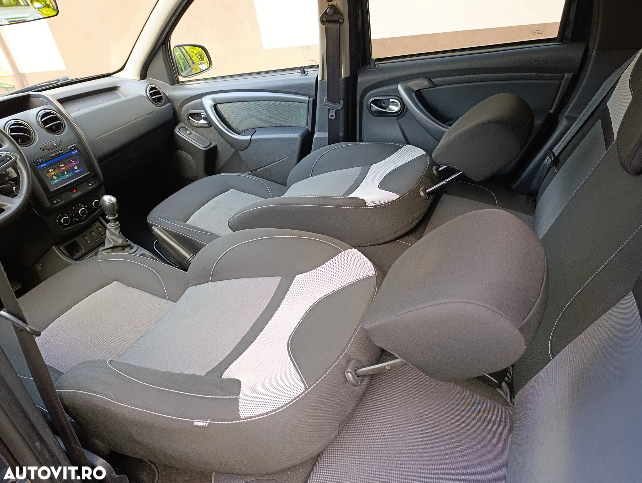 Dacia Duster 1.2 TCe Prestige jante 16" - 14