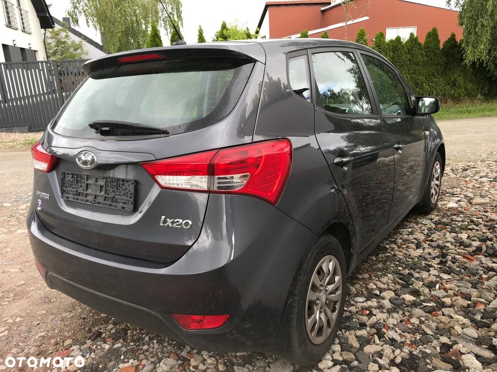 Hyundai Ix20 2016 photo 2